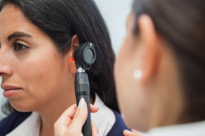 Choosing the Right Hearing Aid: A Comprehensive Guide